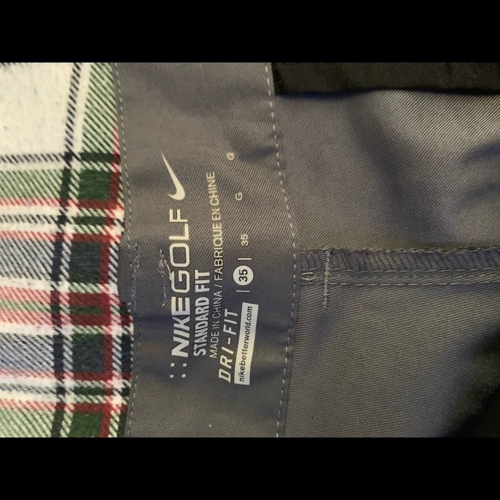 Golf Shorts - Picture 2 of 3